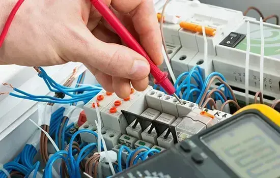 Professional electrician in Hammersmith